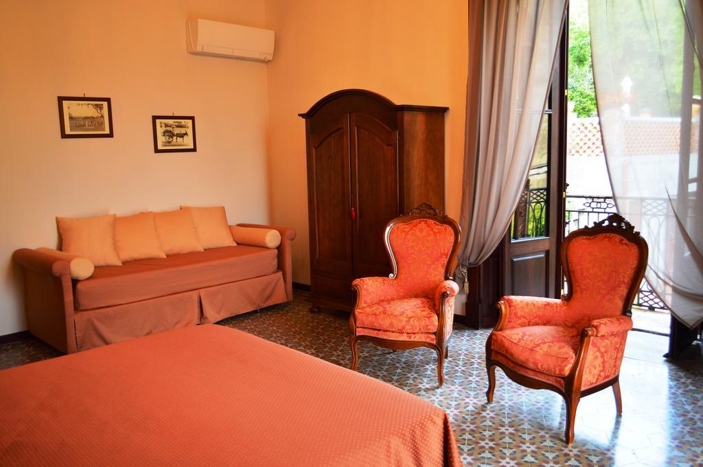 Villaer Siciliana Taormina